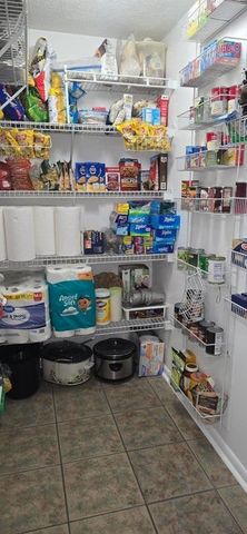 4742 Meadow Valley Drive, West Des Moines, IA 50265