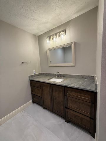 4406 Mallard Drive, Baytown, TX 77523