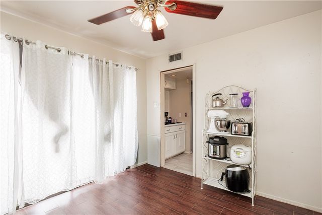 4722 Bonner Dr, Corpus Christi, TX 78411