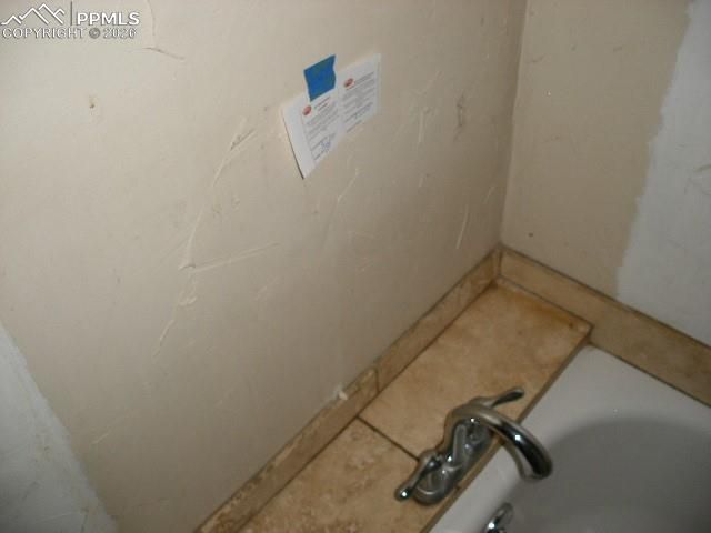 364 Kutsu Ridge Road, Florissant, CO 80816