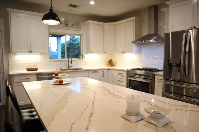 20602 Oak RDG, Lago Vista, TX 78645