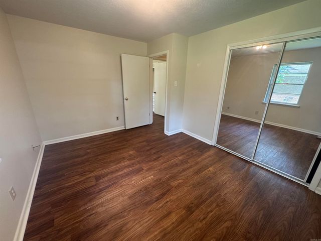 30 Sheila Drive, Sherwood, AR 72120