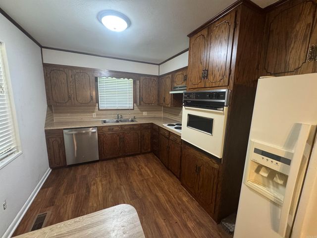 30 Sheila Drive, Sherwood, AR 72120