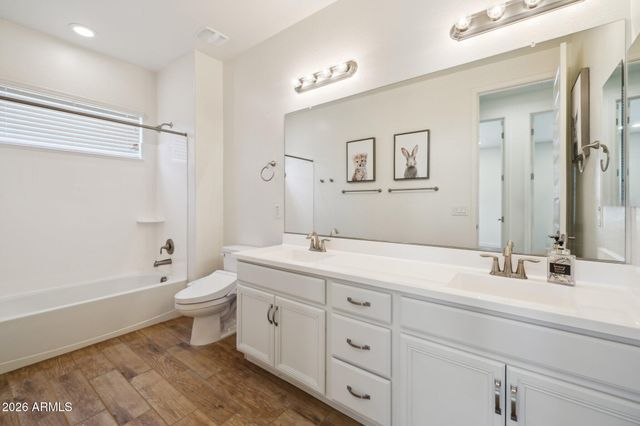 211 E BRINLEY Drive, Tempe, AZ 85288