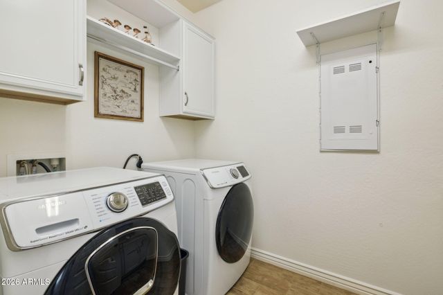 211 E BRINLEY Drive, Tempe, AZ 85288
