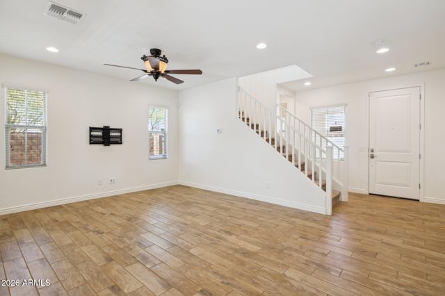 211 E BRINLEY Drive, Tempe, AZ 85288