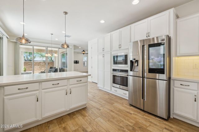 211 E BRINLEY Drive, Tempe, AZ 85288