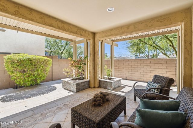 211 E BRINLEY Drive, Tempe, AZ 85288