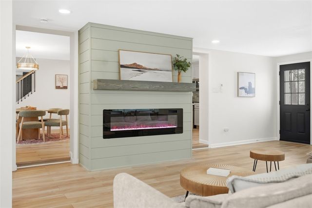 624 Orchard Hill Dr, O'hara, PA 15238