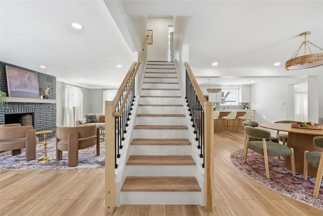 624 Orchard Hill Dr, O'hara, PA 15238