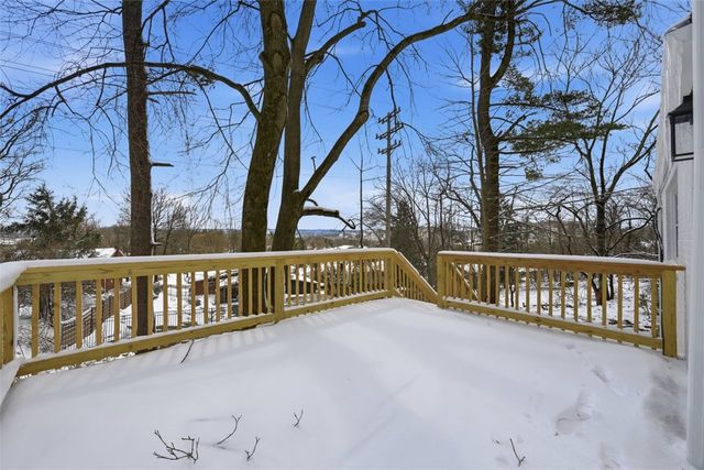 624 Orchard Hill Dr, O'hara, PA 15238