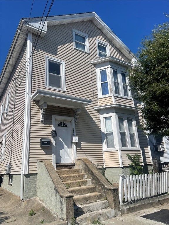 195 Bellevue Avenue, Providence, RI 02907
