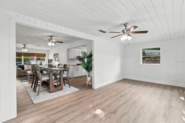 3030 COURTLAND STREET, Sarasota, FL 34237