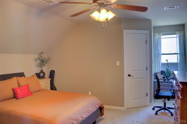 1501 Old North Place, Sand Springs, OK 74063