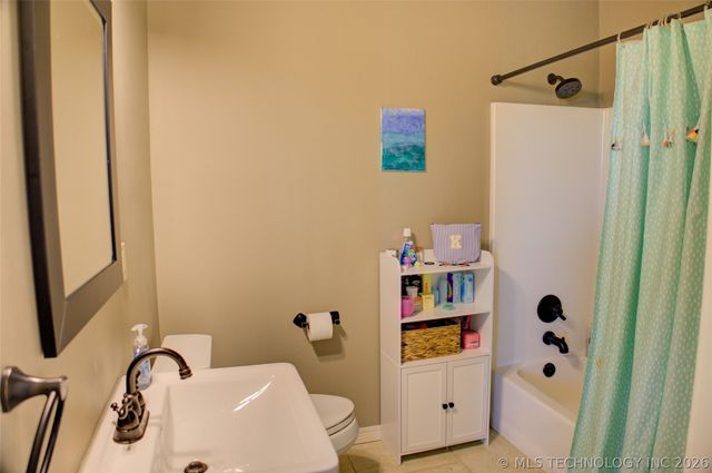 1501 Old North Place, Sand Springs, OK 74063