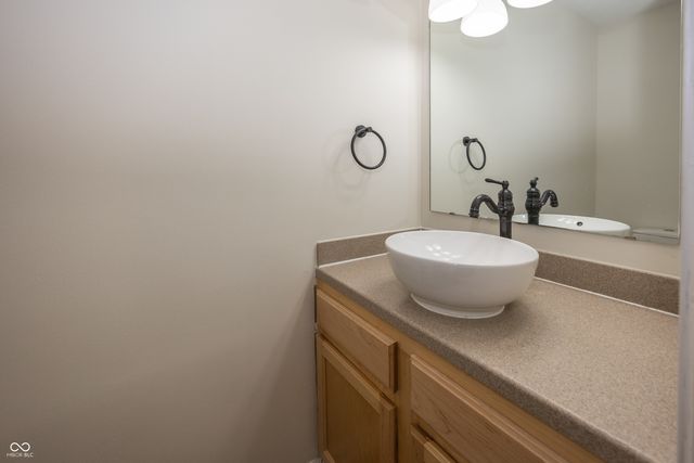 1225 Dale Hollow Drive, Indianapolis, IN 46229