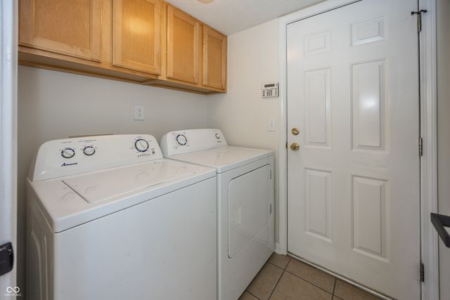 1225 Dale Hollow Drive, Indianapolis, IN 46229