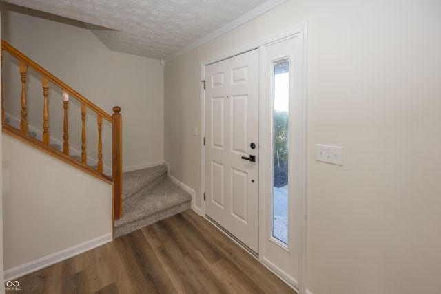 1225 Dale Hollow Drive, Indianapolis, IN 46229
