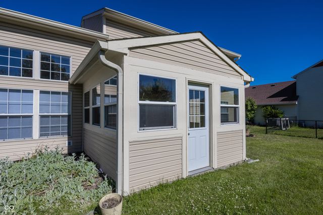 1225 Dale Hollow Drive, Indianapolis, IN 46229