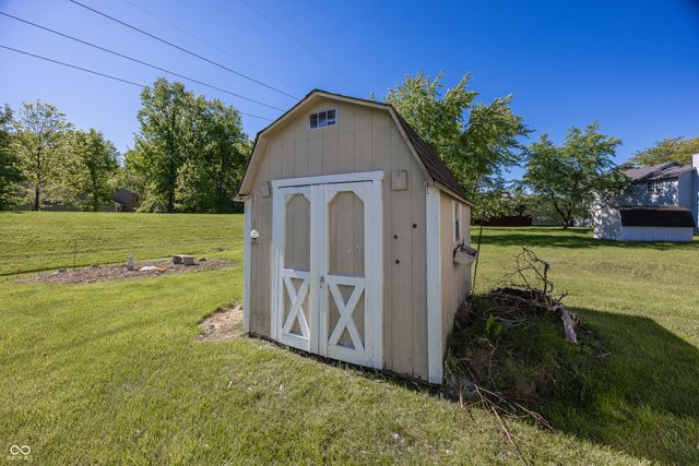 1225 Dale Hollow Drive, Indianapolis, IN 46229