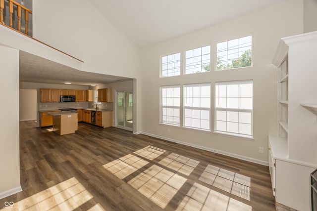 1225 Dale Hollow Drive, Indianapolis, IN 46229
