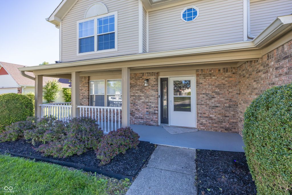 1225 Dale Hollow Drive, Indianapolis, IN 46229