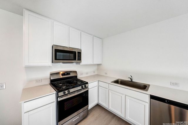 3822 Glade Creek, San Antonio, TX 78245