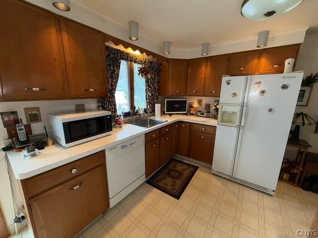 501 Chestnut Street, Clay, NY 13212