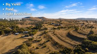 885 Stanton RD, Johnson City, TX 78636