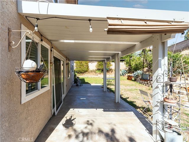 1302 Via Vista, Riverside, CA 92506