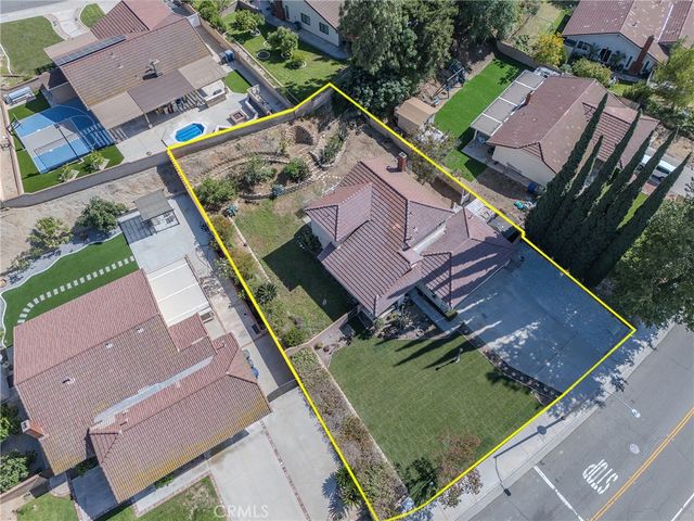 1302 Via Vista, Riverside, CA 92506