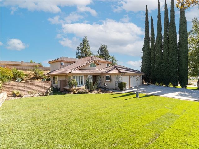 1302 Via Vista, Riverside, CA 92506