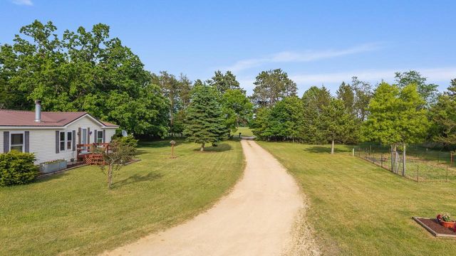 N3041 County Road F, Montello, WI 53949