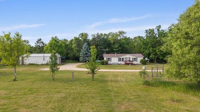 N3041 County Road F, Montello, WI 53949