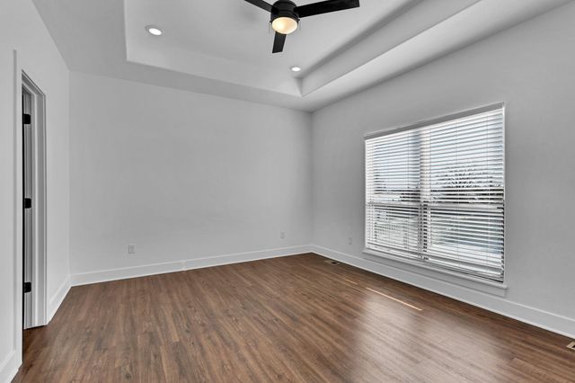 5409 N Saint Paul Ct, Wichita, KS 67204