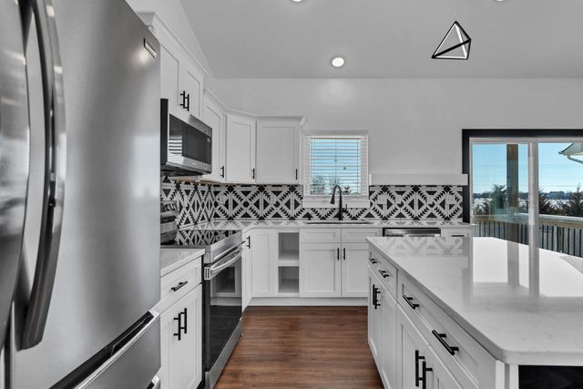 5409 N Saint Paul Ct, Wichita, KS 67204