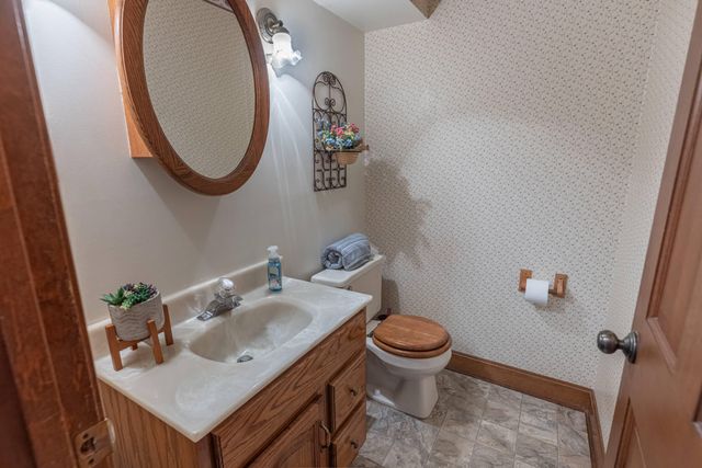 1424 N Lake Road 1424 N Lake Road, New Carlisle, OH 45344