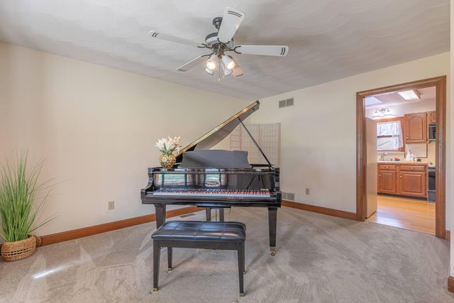 1424 N Lake Road 1424 N Lake Road, New Carlisle, OH 45344