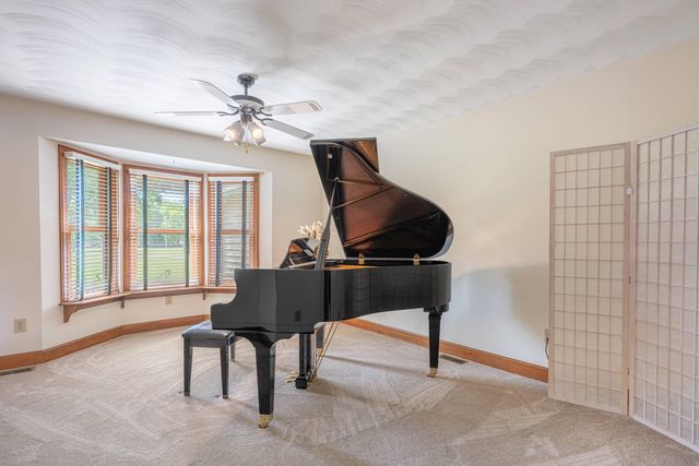 1424 N Lake Road 1424 N Lake Road, New Carlisle, OH 45344
