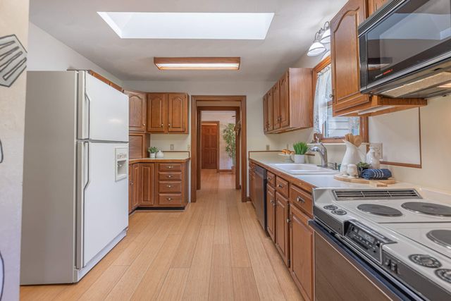 1424 N Lake Road 1424 N Lake Road, New Carlisle, OH 45344