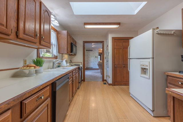 1424 N Lake Road 1424 N Lake Road, New Carlisle, OH 45344