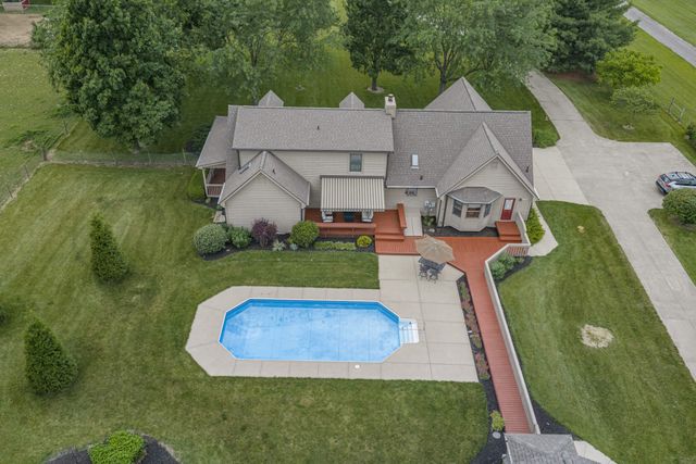1424 N Lake Road 1424 N Lake Road, New Carlisle, OH 45344