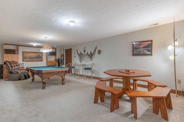 1424 N Lake Road 1424 N Lake Road, New Carlisle, OH 45344
