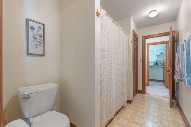1424 N Lake Road 1424 N Lake Road, New Carlisle, OH 45344