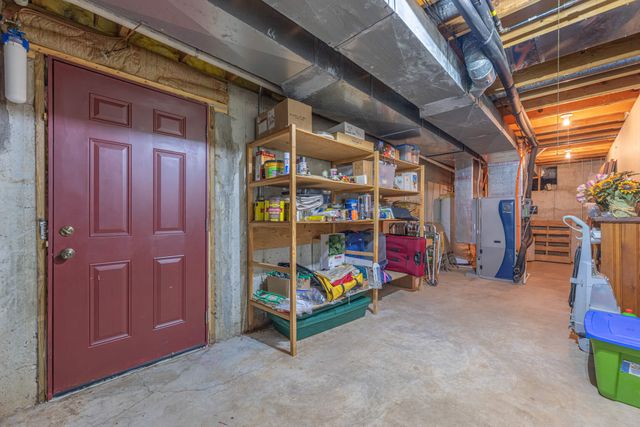1424 N Lake Road 1424 N Lake Road, New Carlisle, OH 45344