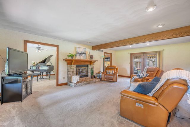 1424 N Lake Road 1424 N Lake Road, New Carlisle, OH 45344
