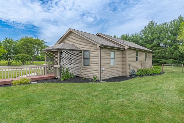 1424 N Lake Road 1424 N Lake Road, New Carlisle, OH 45344