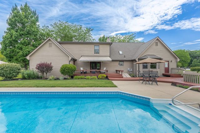 1424 N Lake Road 1424 N Lake Road, New Carlisle, OH 45344