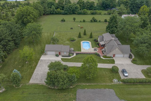 1424 N Lake Road 1424 N Lake Road, New Carlisle, OH 45344