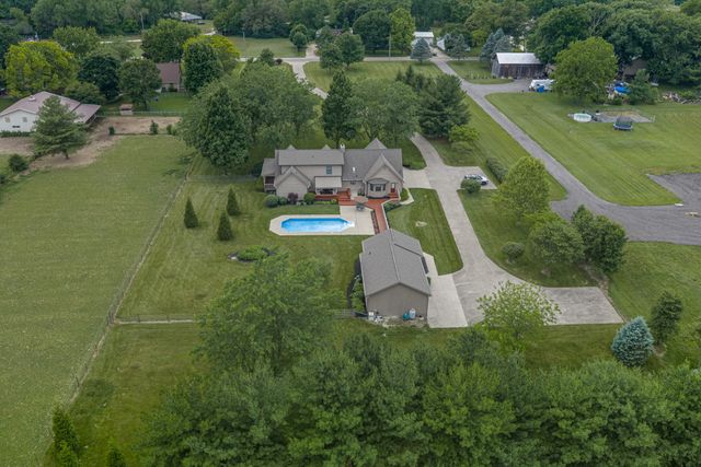 1424 N Lake Road 1424 N Lake Road, New Carlisle, OH 45344
